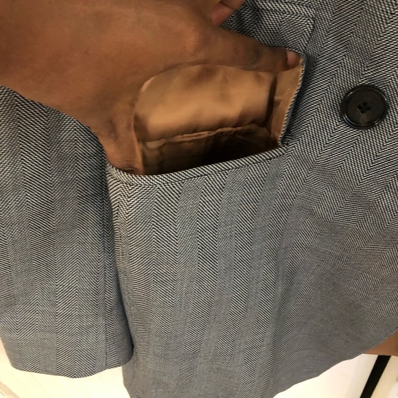 Landscape- Oversized Gray Blazer - Picture 11 of 16